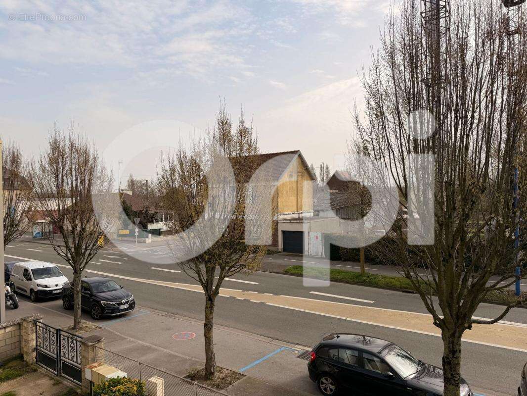Appartement à MARGNY-LES-COMPIEGNE