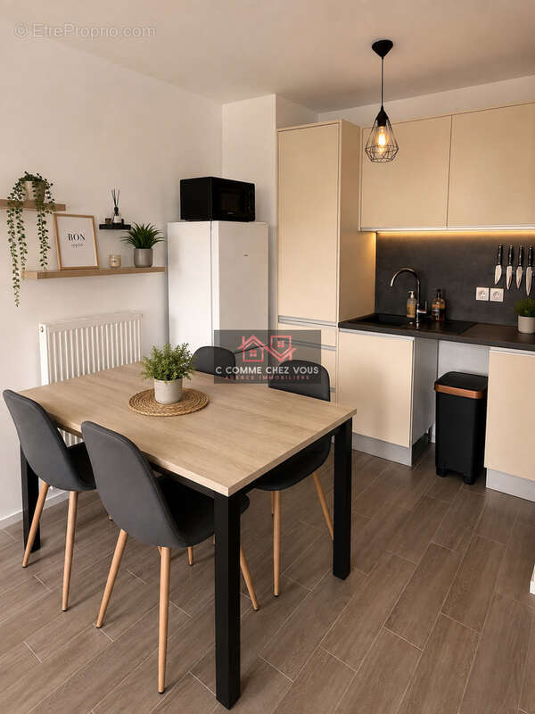 Appartement de deux pièces avec balcon et parking - photo 2