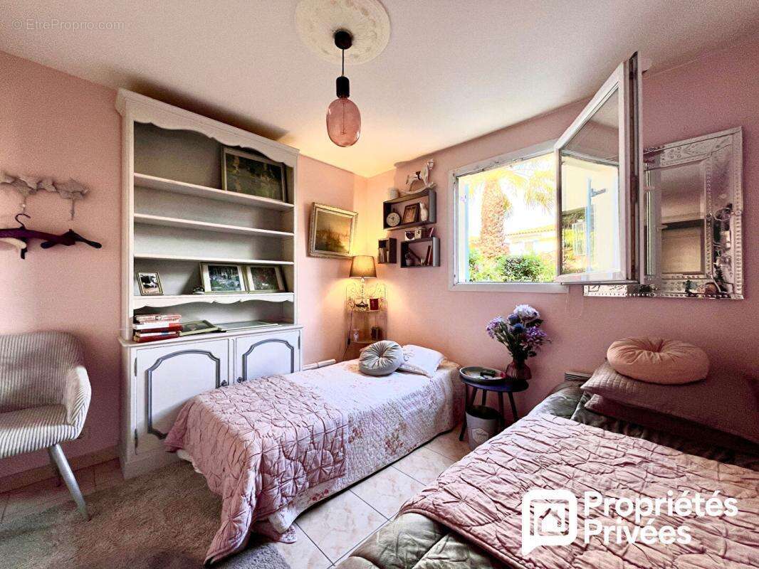 Appartement à FREJUS