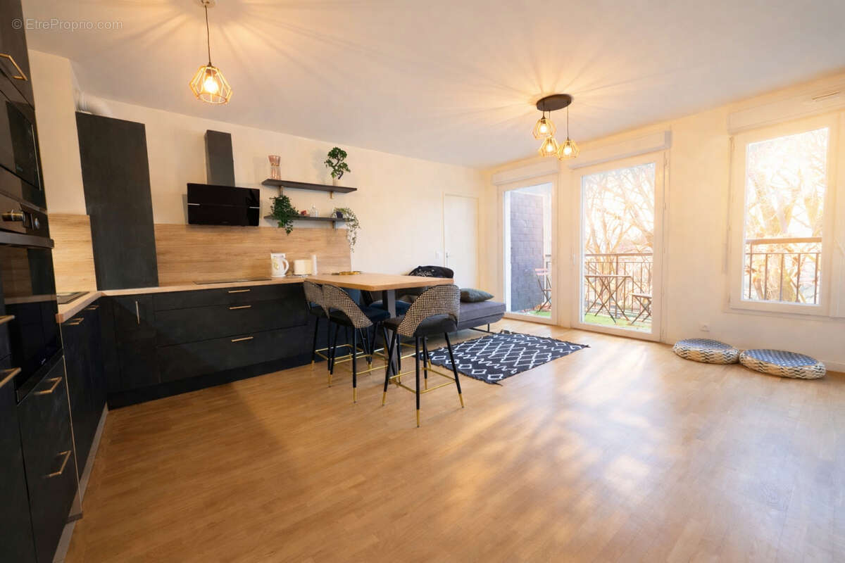 Appartement à NEUILLY-PLAISANCE