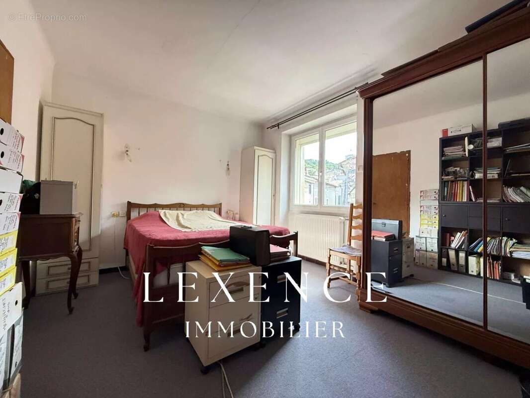 Appartement à ORGON