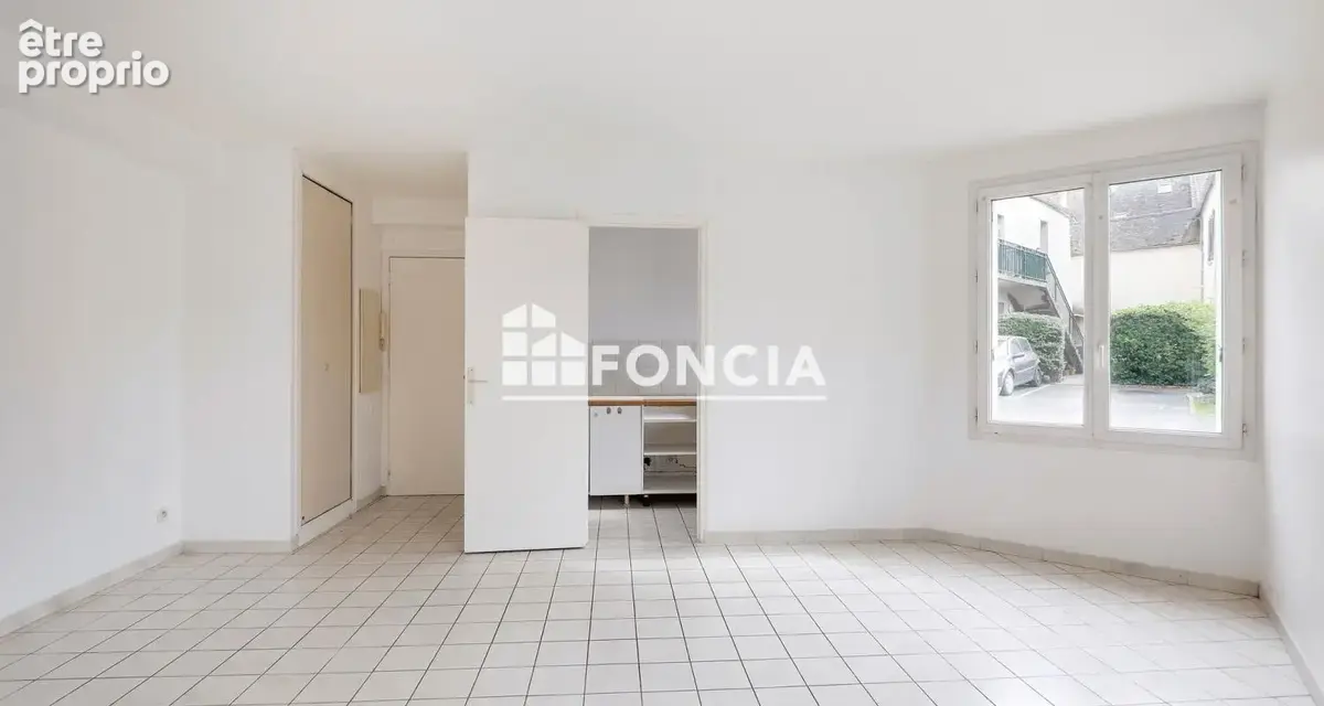 Appartement à LA FERTE-ALAIS