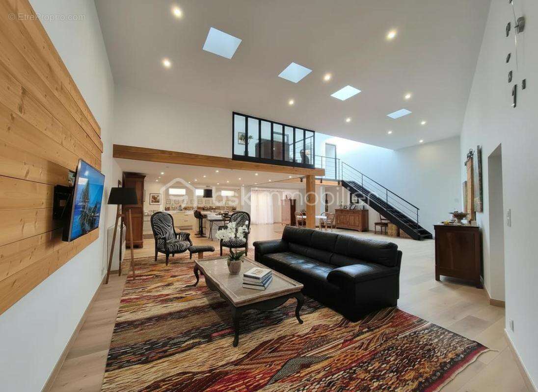 Appartement à POLLESTRES