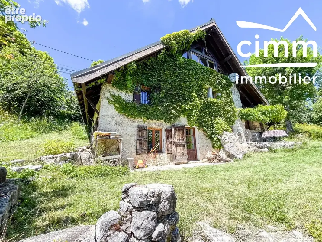 Maison à LA TERRASSE