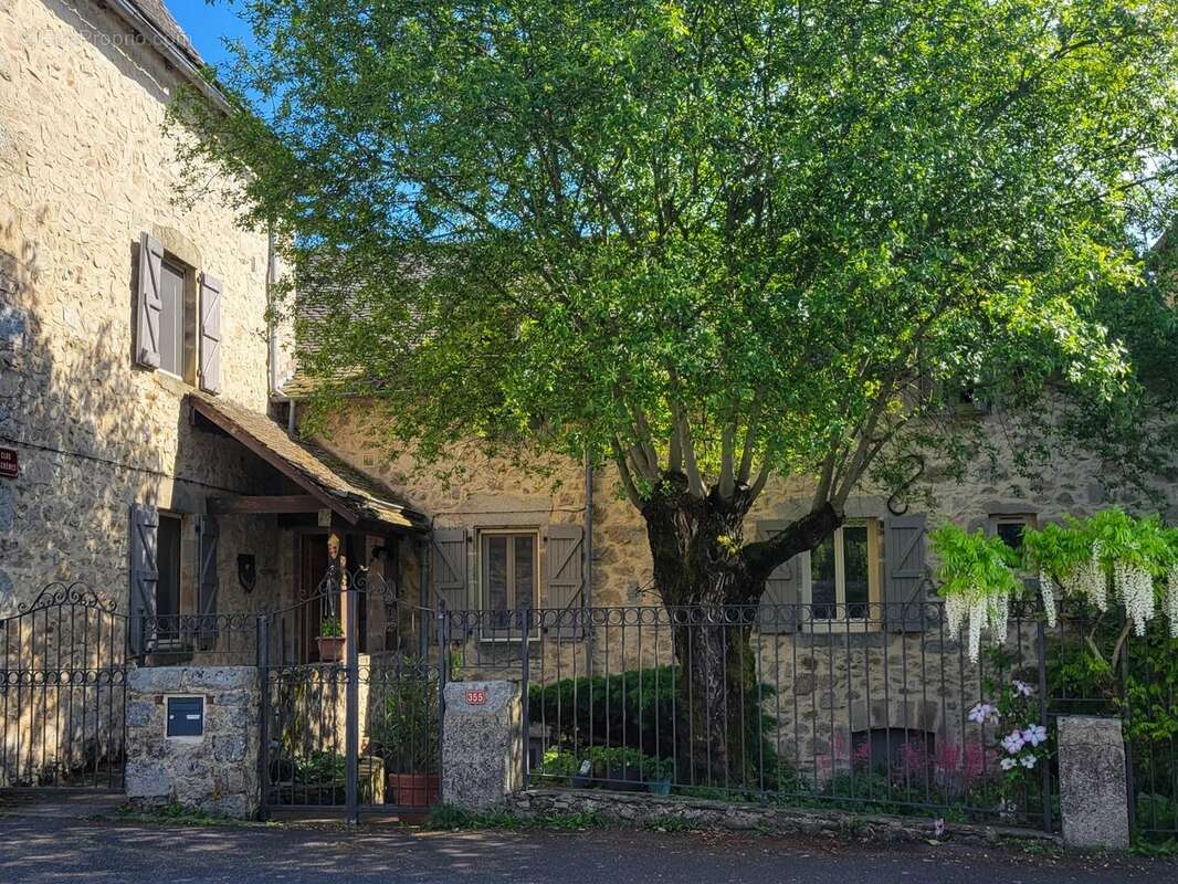 Maison à LUNAC