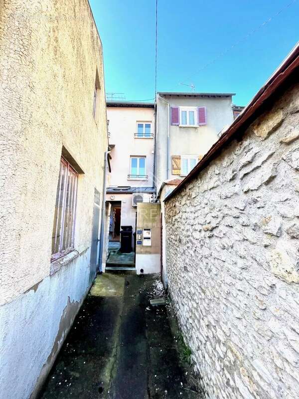 Appartement à ANGERVILLE