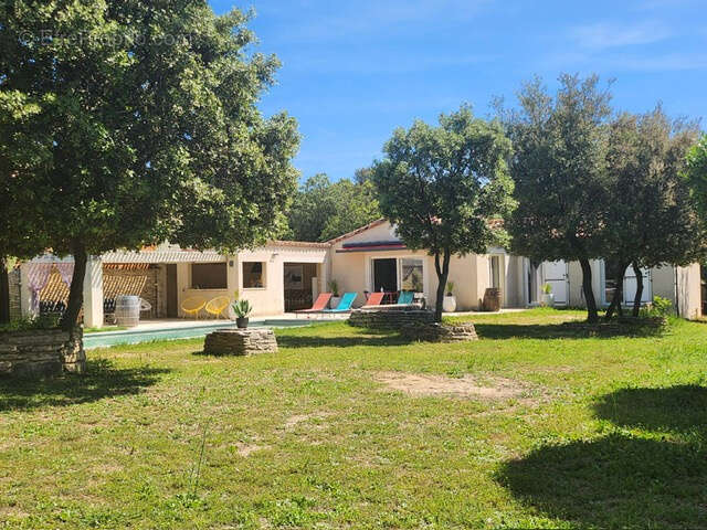 Maison à UZES