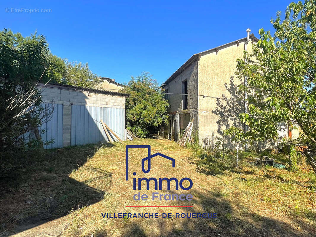 Maison 126 m2 + dépendances sur terrain de 8617m². - photo 15