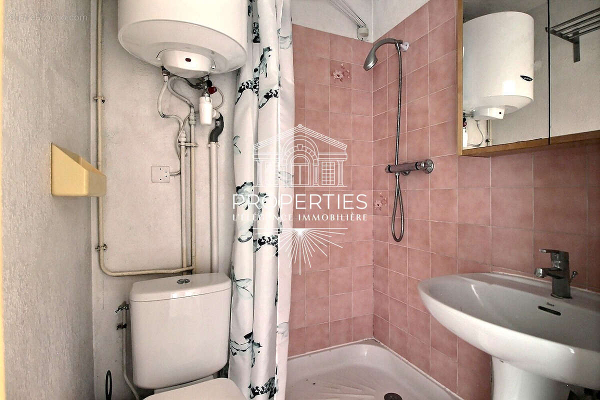 Appartement à BORMES-LES-MIMOSAS