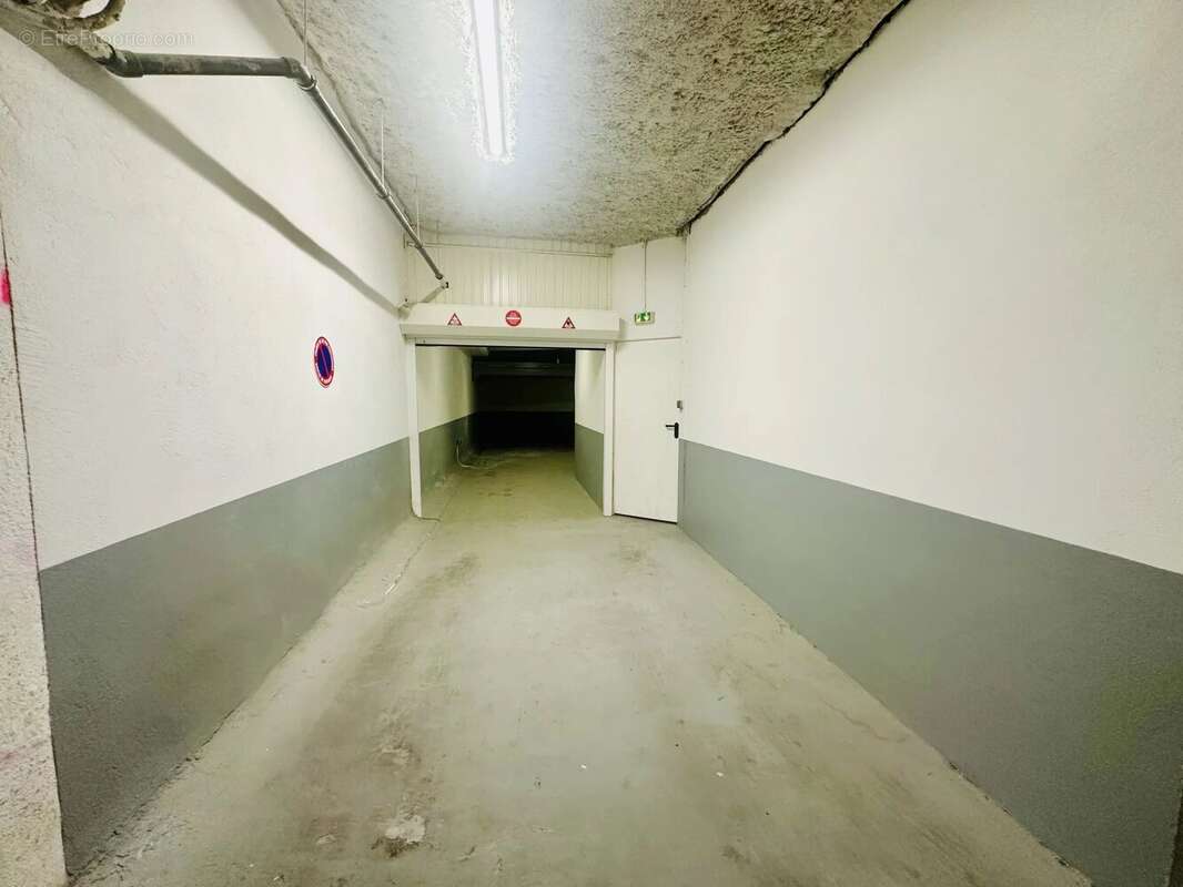 Parking à SAINTE-MAXIME