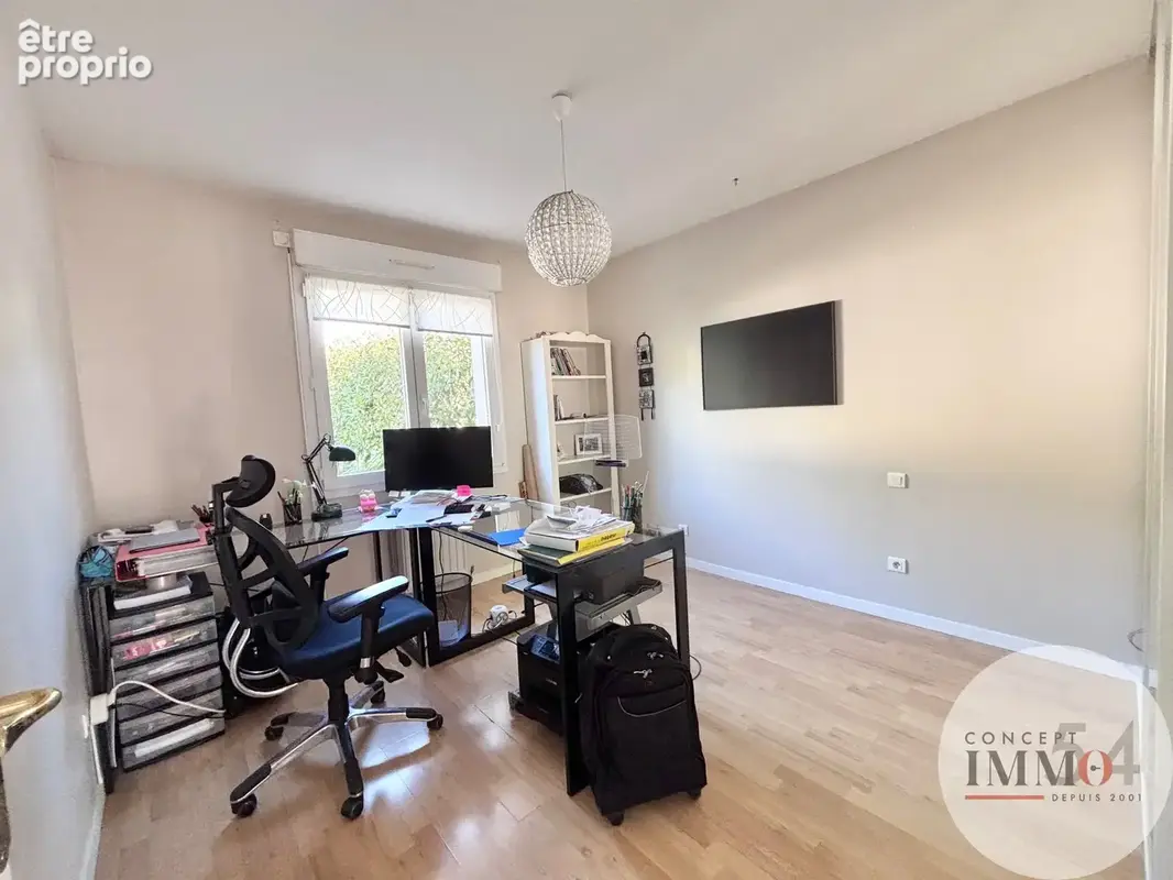 Coup de Cœur Agence   Belle maison familiale de 162 m2 avec jardin, 5 chambres et prestations de qualité - photo 11