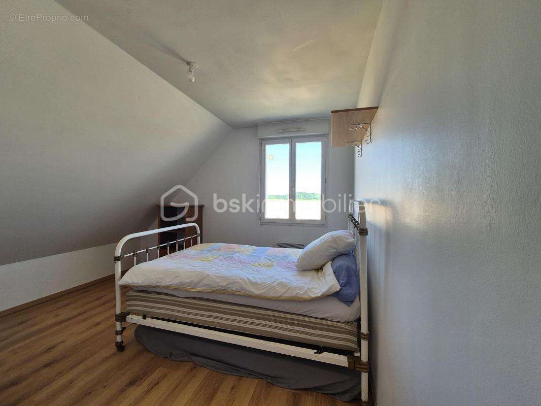 Maison . 6 pièces . 120 m² - photo 5