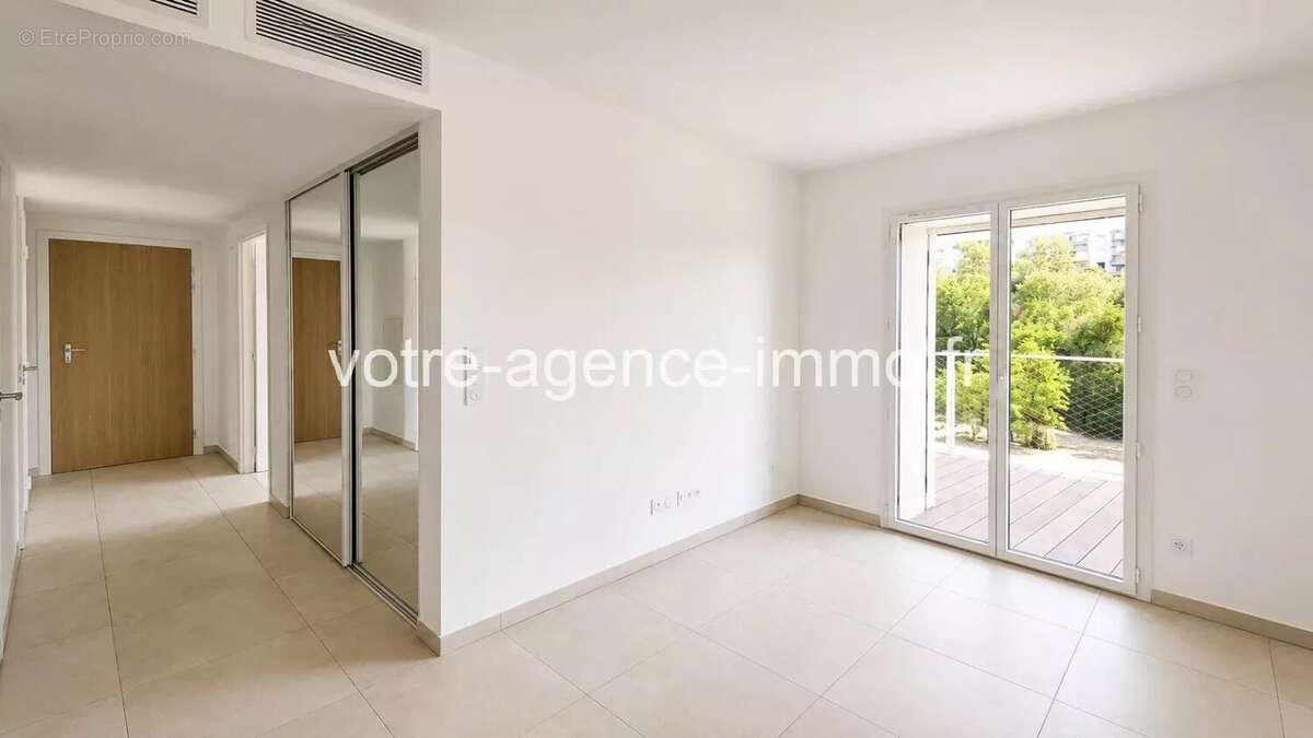 Nice Méridia HANA 5  pièces Terrasse parkings - photo 5
