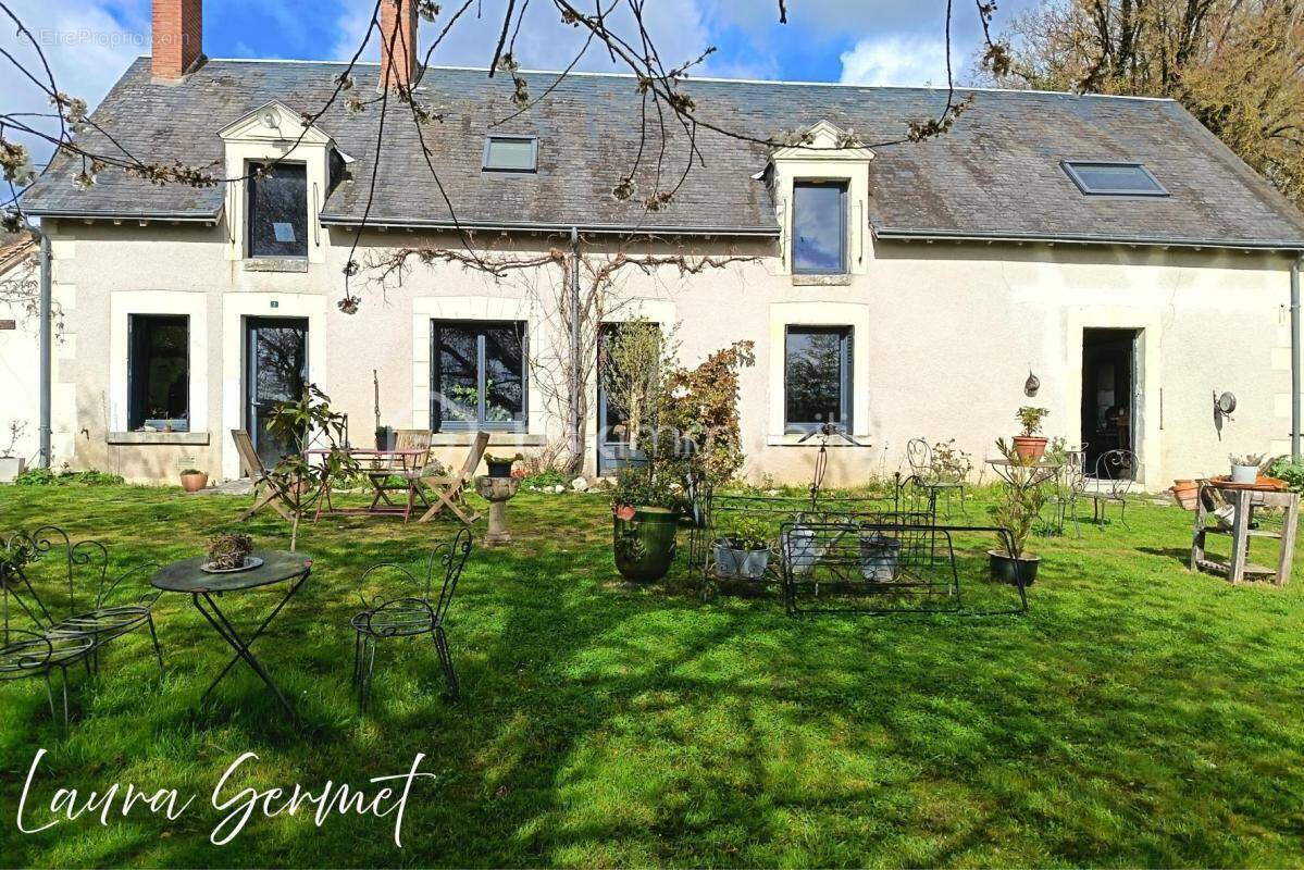 Maison à VICQ-SUR-NAHON