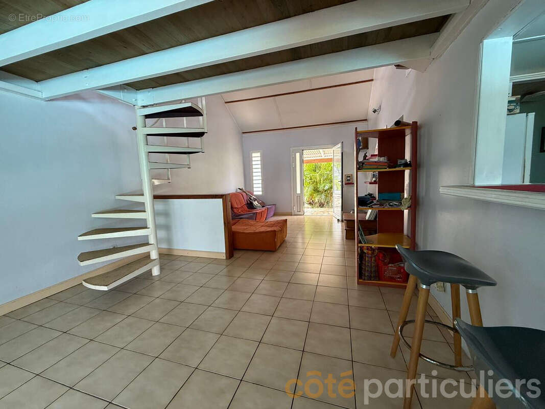Maison à L'ETANG-SALE