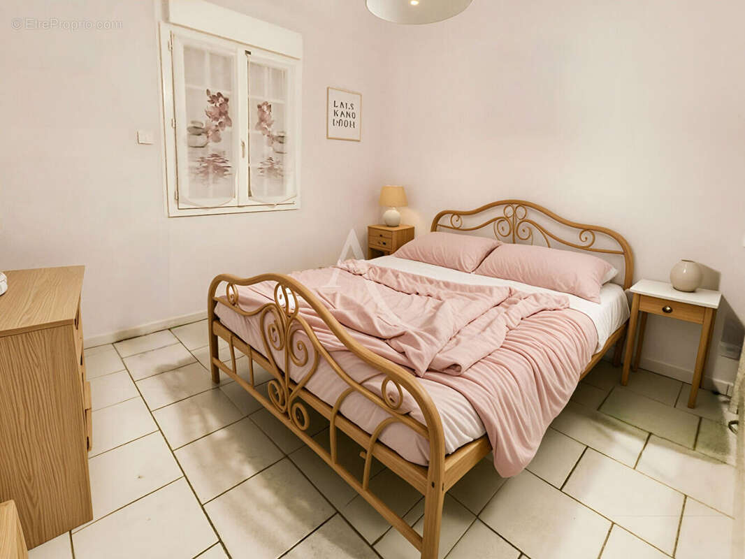 Maison à SALVIAC