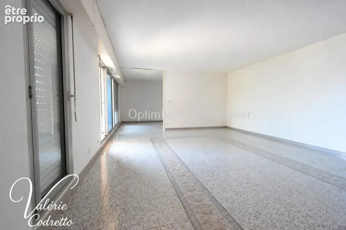 À vendre – Appartement T3 98 m² avec terrasse et 2 garages – Port d’Hyères 83400 - photo 16
