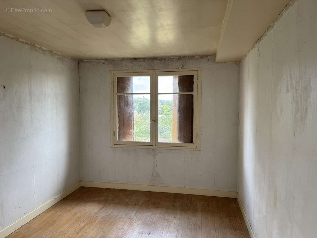 Maison en pierres à restaurer - photo 8