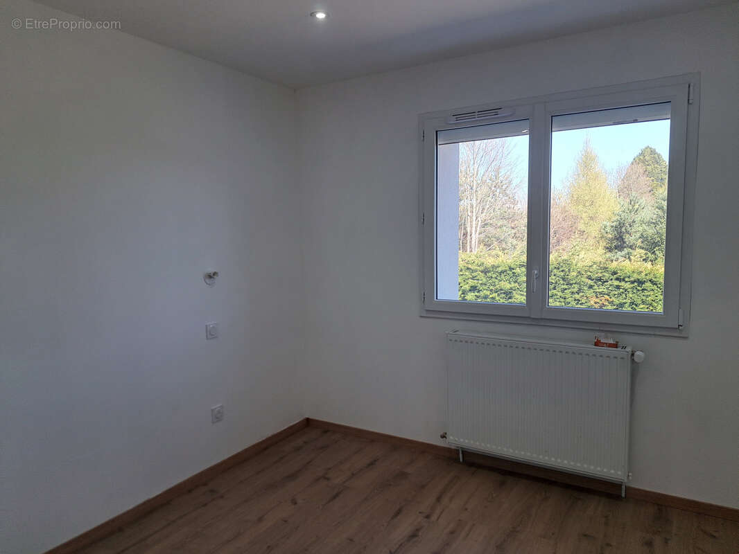 Maison à LE CHAMBON-SUR-LIGNON