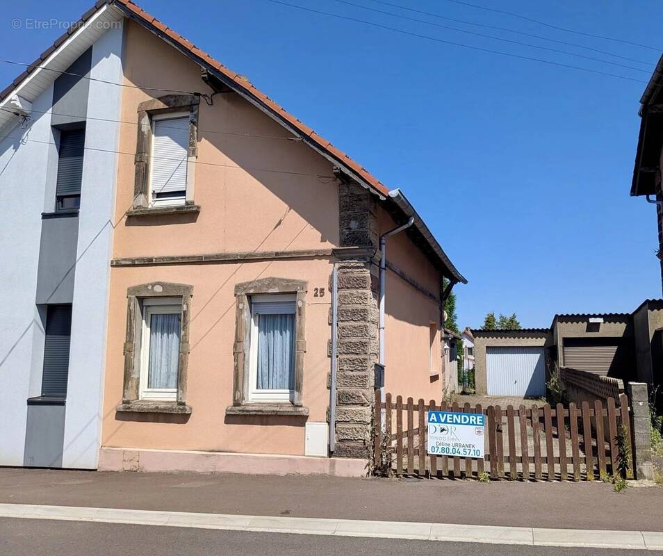 Maison à L'HOPITAL