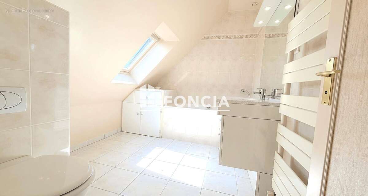 Maison à LA FLECHE