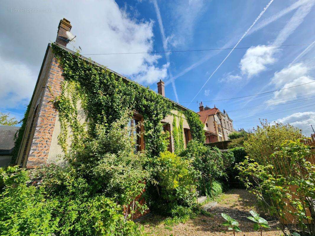 Maison à MONDOUBLEAU