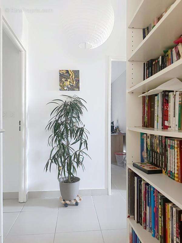 Exclusivité Villeneuve Appartement T4 105m² Terrasse Parking - photo 13