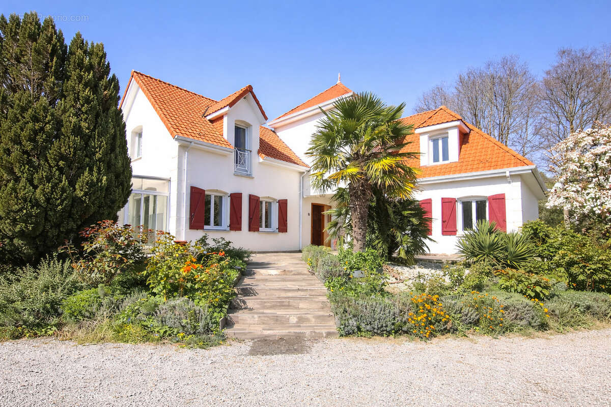 Maison à CONDETTE