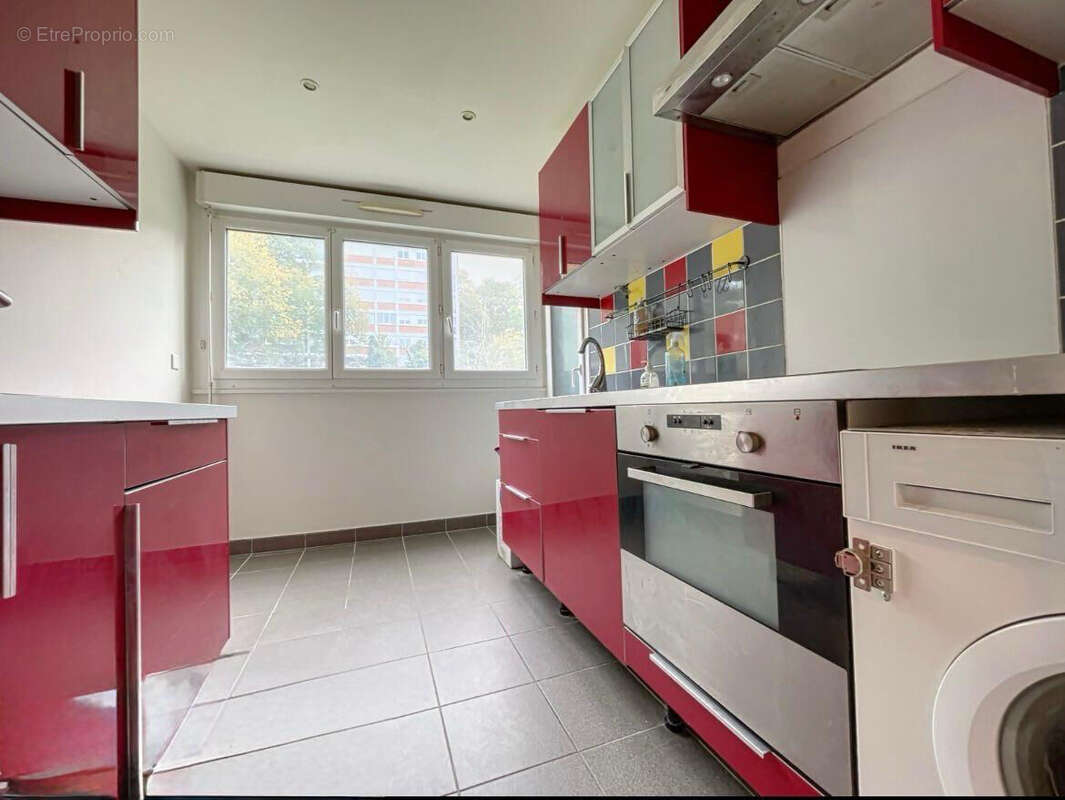 Appartement Aubergenville 3 pièce(s) 56,30  m2 2 CHAMBRES - CAVE - BALCON - photo 6