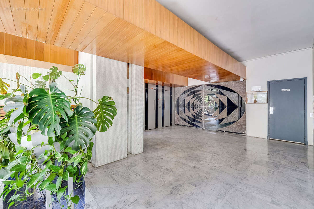 Appartement à PARIS-12E