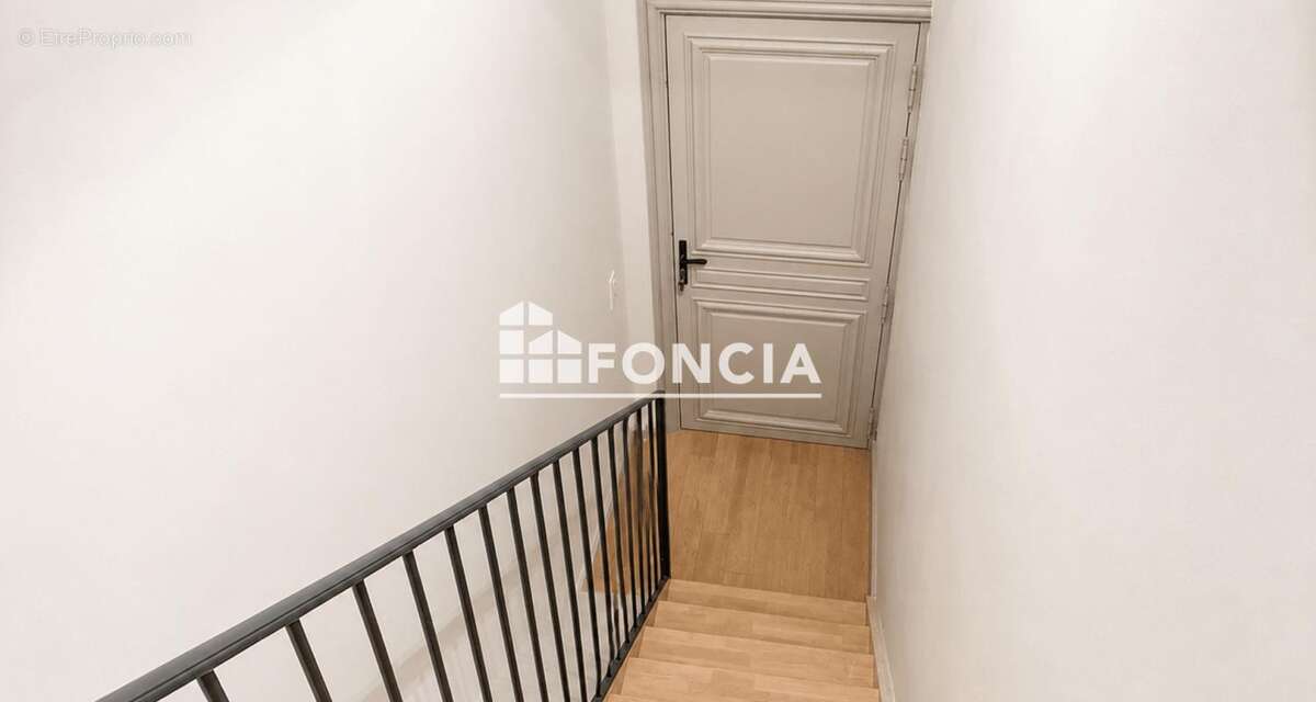 Appartement à VERSAILLES