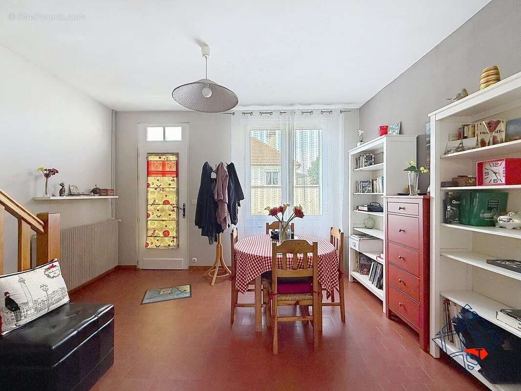 Maison à SOTTEVILLE-LES-ROUEN