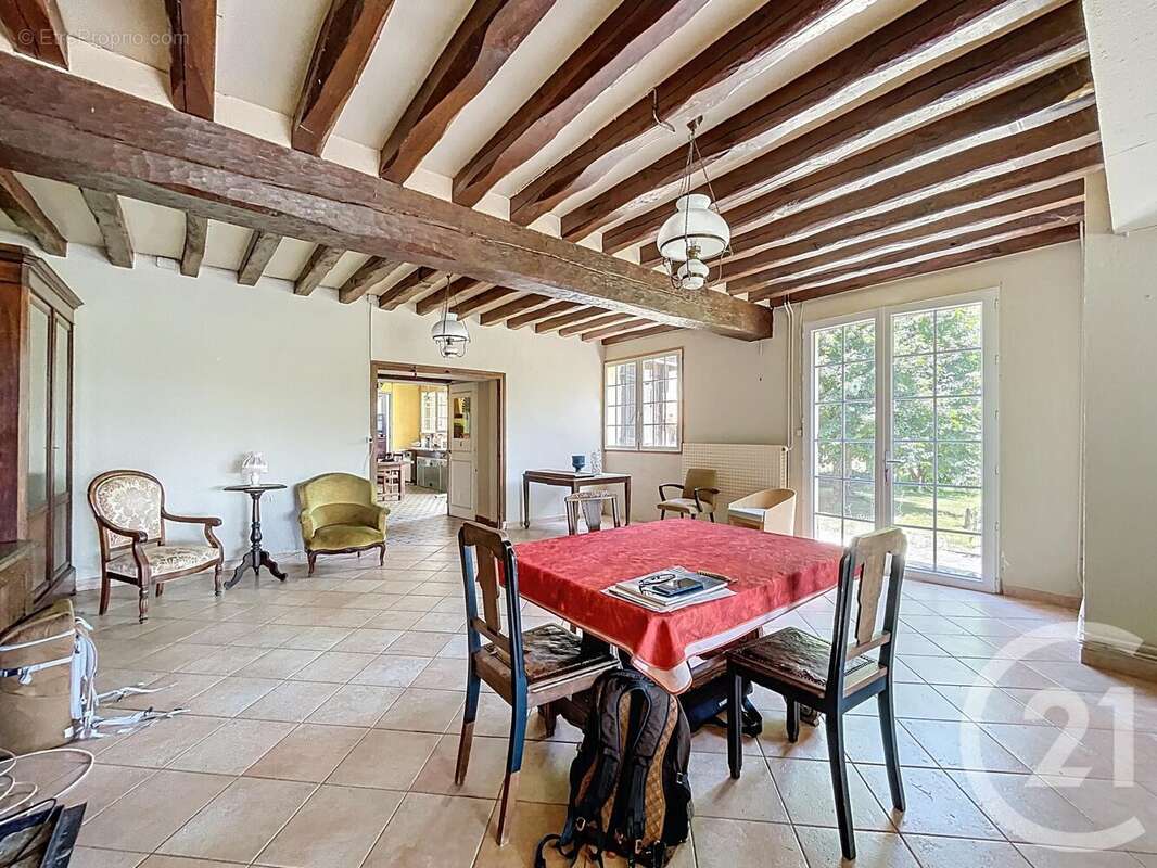 Maison à SAINT-VALERIEN