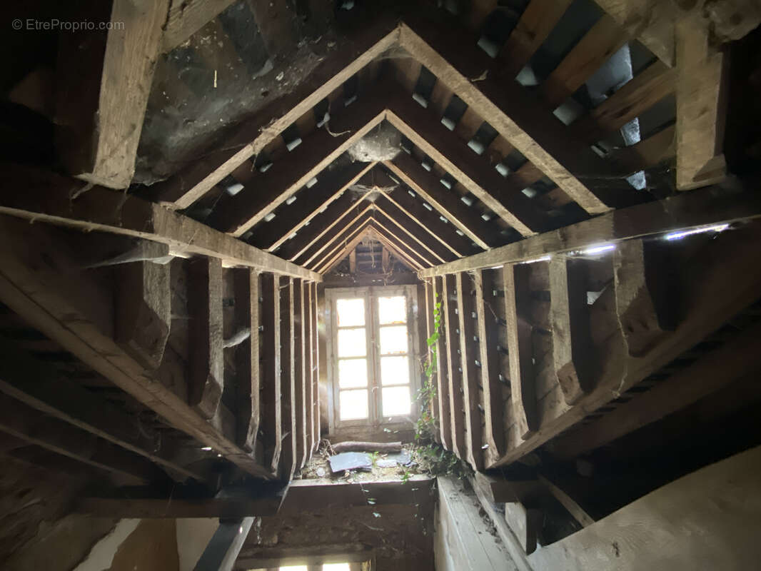 Maison à LIGNIERES-ORGERES