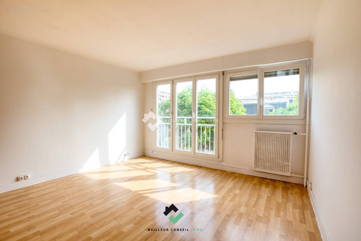 Appartement à CHOISY-LE-ROI