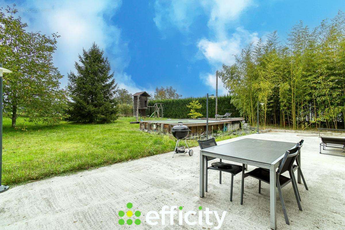 Maison à SAINT-ROMAIN-DE-JALIONAS