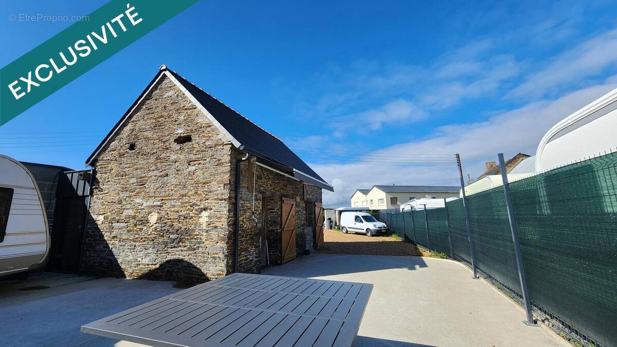 Photo 1 - Maison à SAINT-SULPICE-DES-LANDES