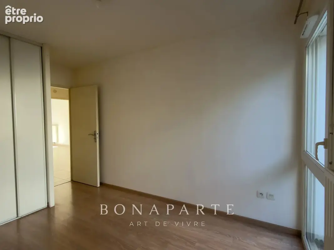 Quartier chartrons - appartement t3 avec terrasse et garage privatif - photo 6