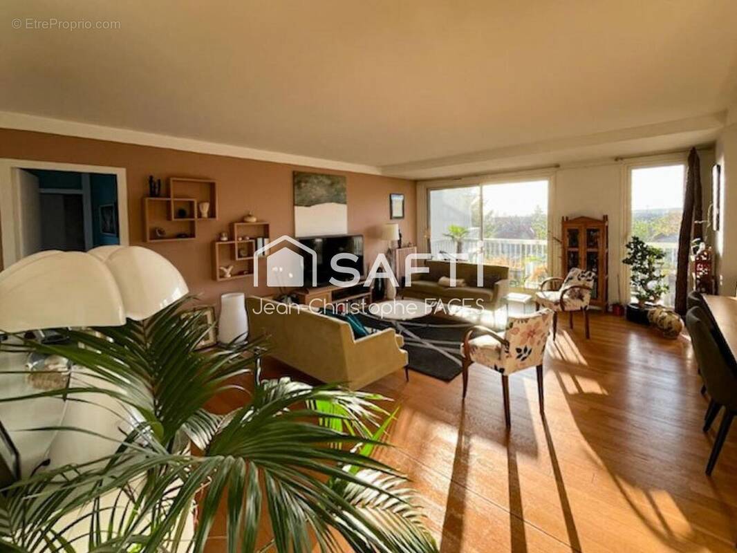 Photo 1 - Appartement à MANTES-LA-JOLIE