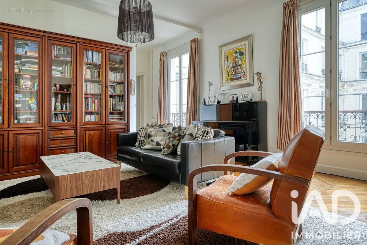 Photo 1 - Appartement à PARIS-17E