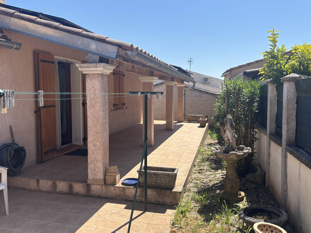 Maison à CUERS