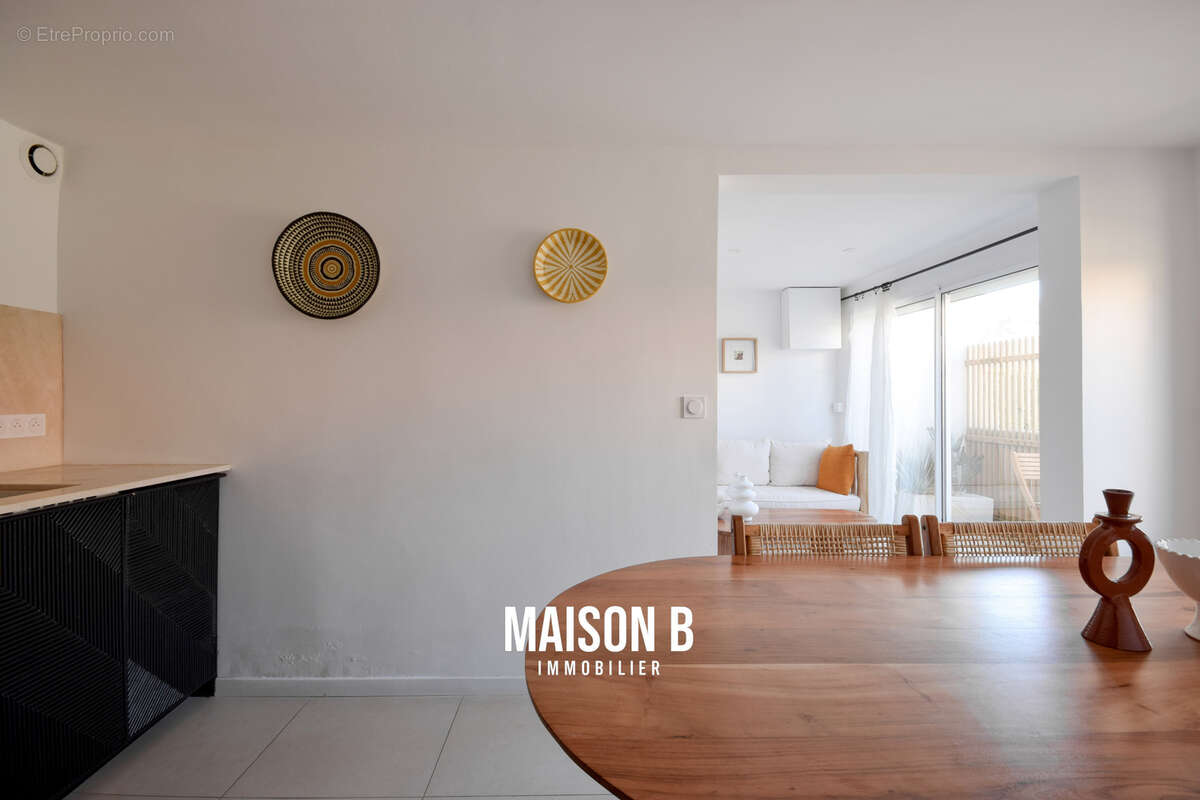 Appartement à MARSEILLE-8E