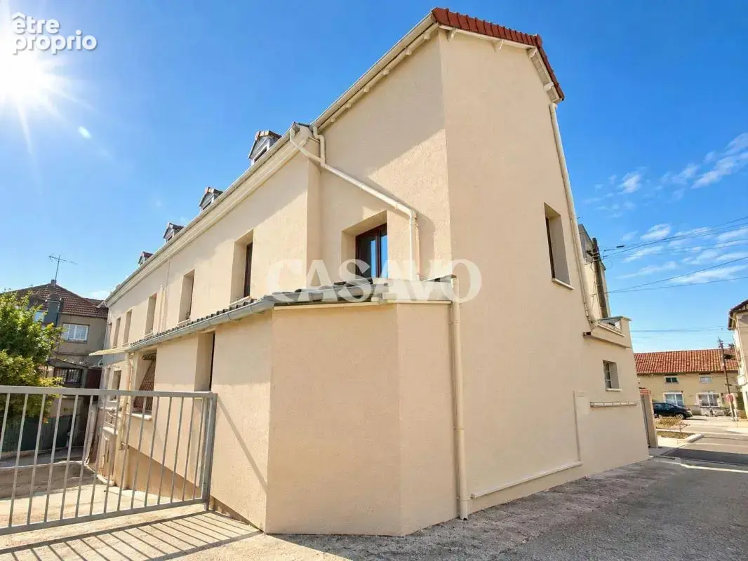 Photo Appartement à Livry-Gargan au prix de 155 000€