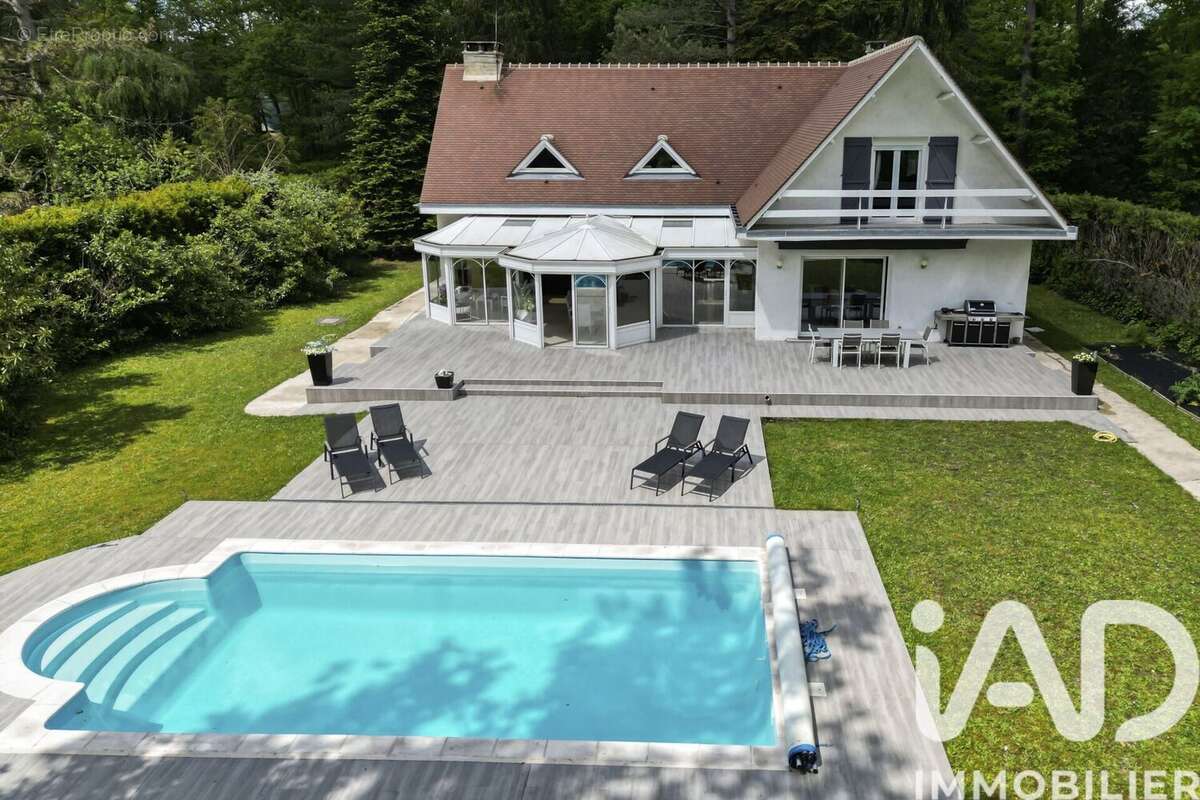 Photo 2 - Maison à LAMORLAYE