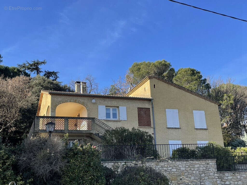Maison à BAGNOLS-SUR-CEZE