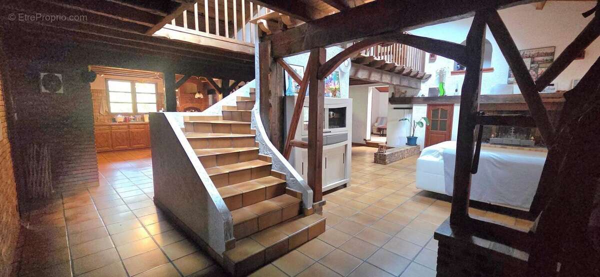 Maison à BEAUMONT-SUR-LEZE