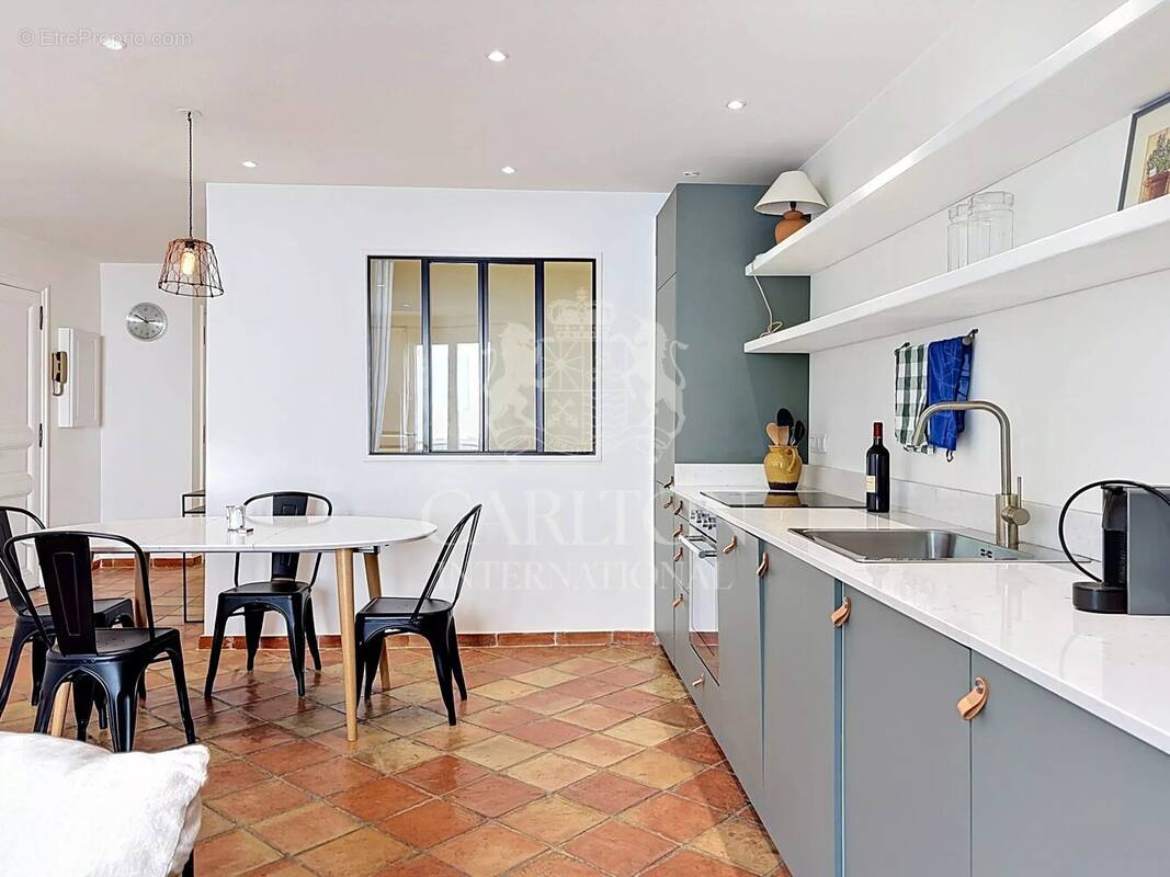 Appartement à SAINT-TROPEZ