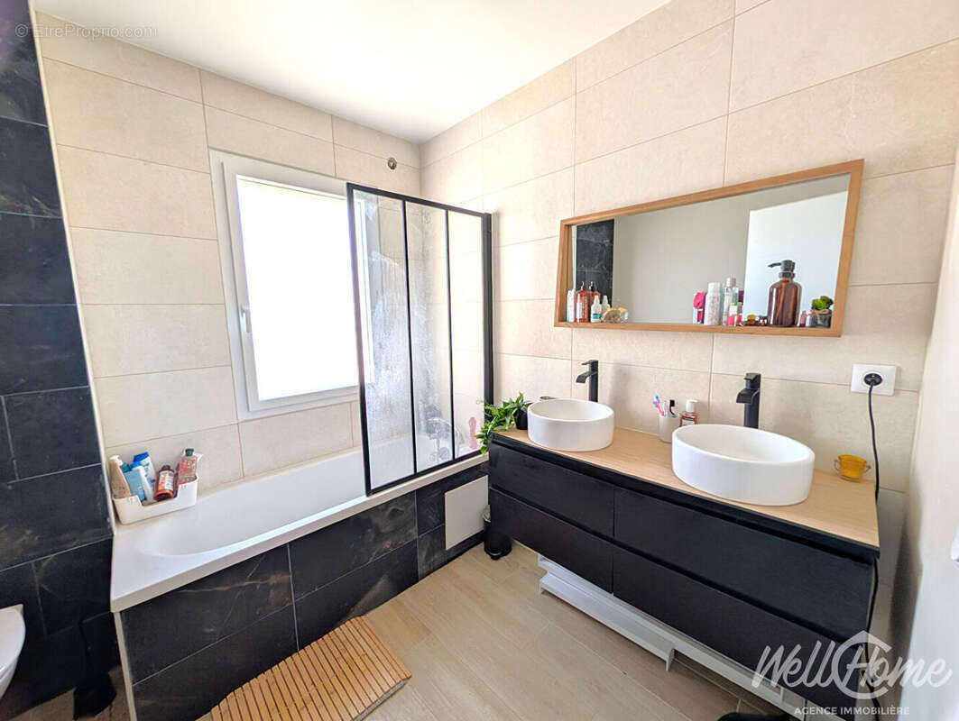 Maison à SAINT-OUEN-L'AUMONE