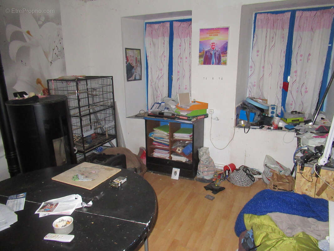 Maison à SAINT-MARTIN-DE-FUGERES