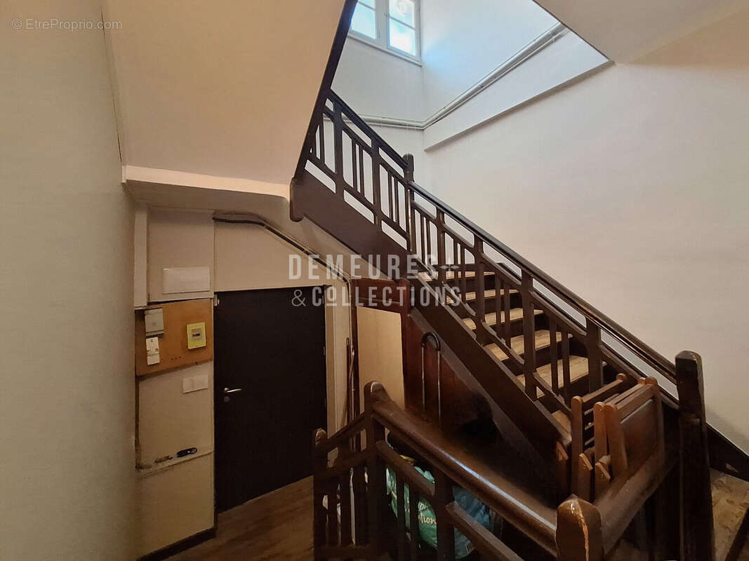 Escalier - Appartement à MOUTIERS